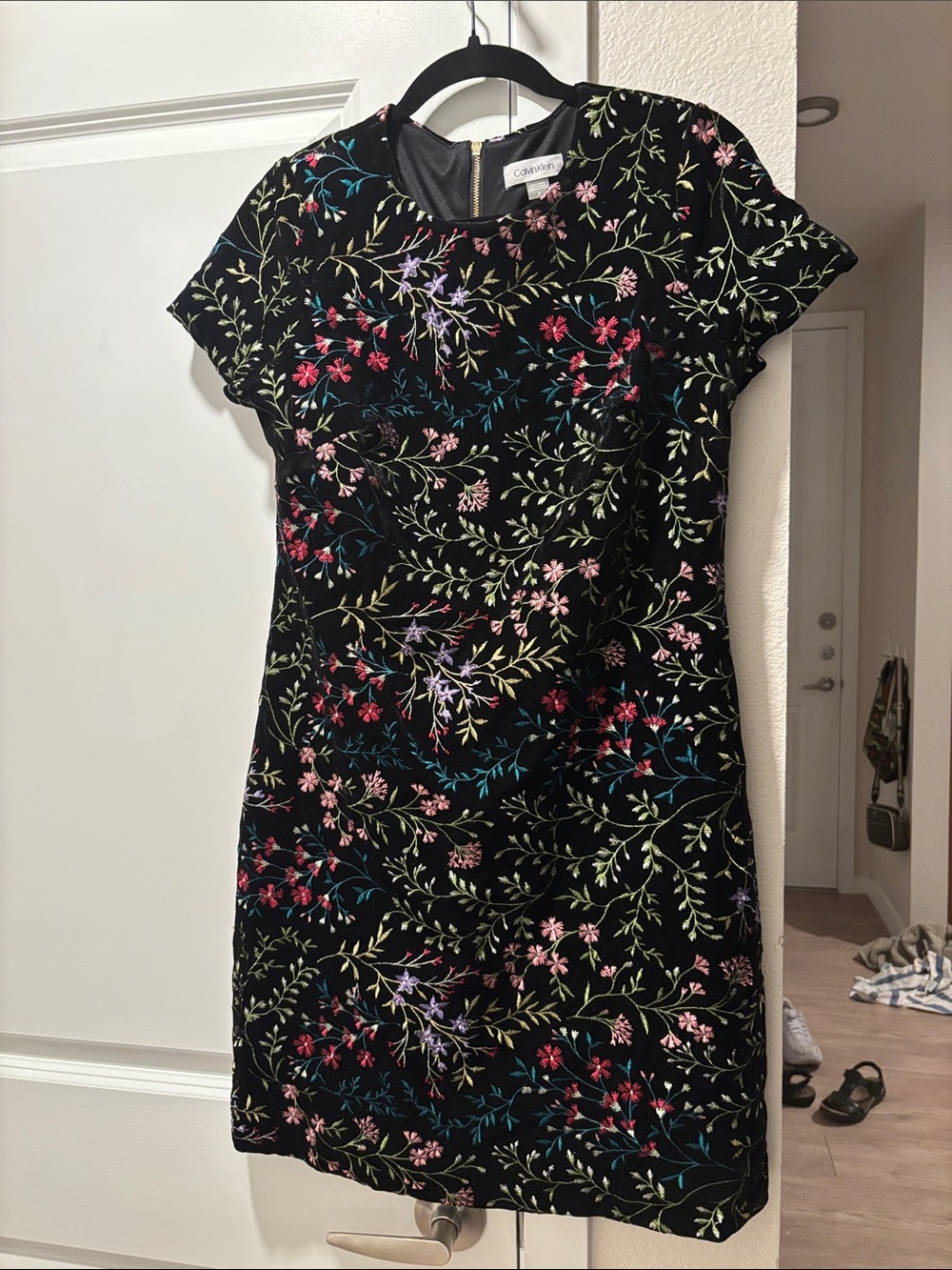 Calvin Klein Black Velvet Floral Embroidered Sheath Dress